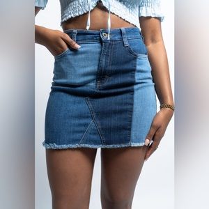 Arizona Jean Co. Denim Skirt Size 7